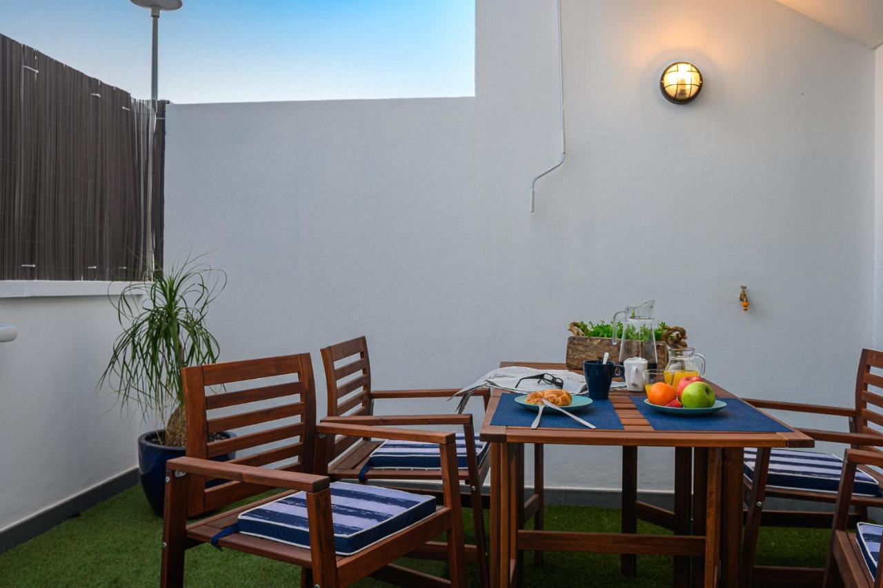 La Marinera House-Near The Beach, Fast Wifi, Air-Con On Main Bedroom And Sat Tv Playa Blanca  Extérieur photo